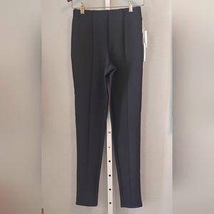 Good American Scuba Skinny Leggings Sz 1 in black….NWOT!